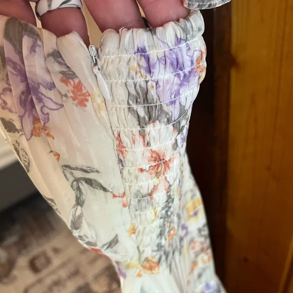Floral Ruffle Dress - Picture 4 of 6